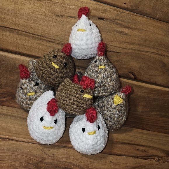 Handmade Chickens, Crochet Chickens, Home Decor, Handmade Gift - Picture 2 of 4